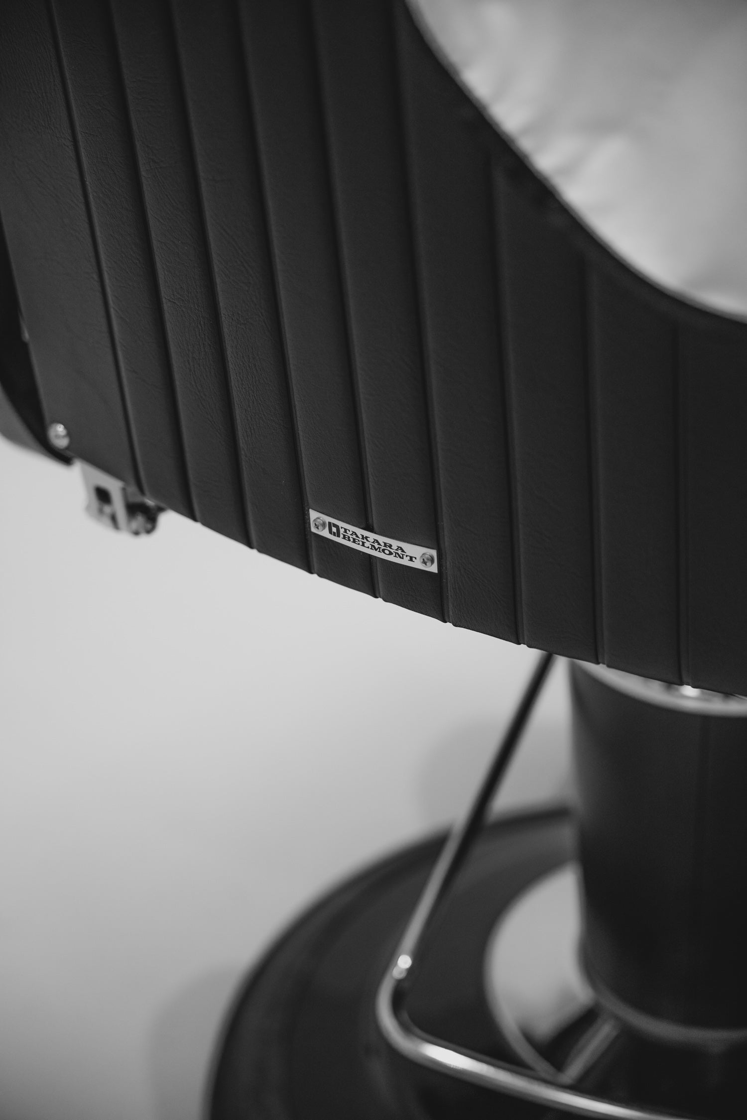 Apollo II Elite - Matsort barberstol med støbejernsstel