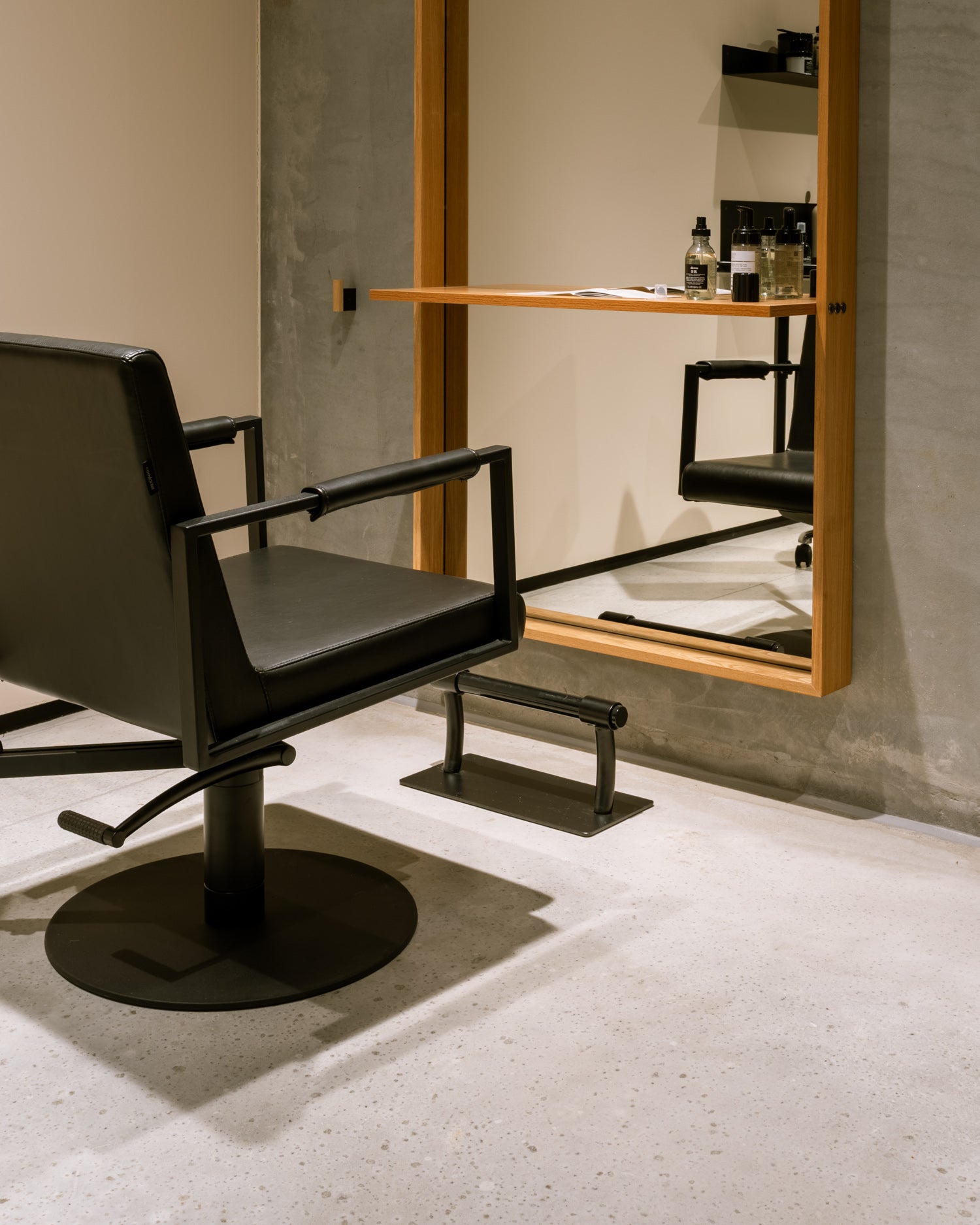 Supernova - Sort fodstøtte - Fritstående