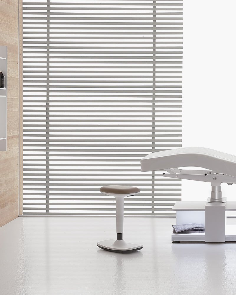 Flex - Brun behandlerstol - God ergonomi