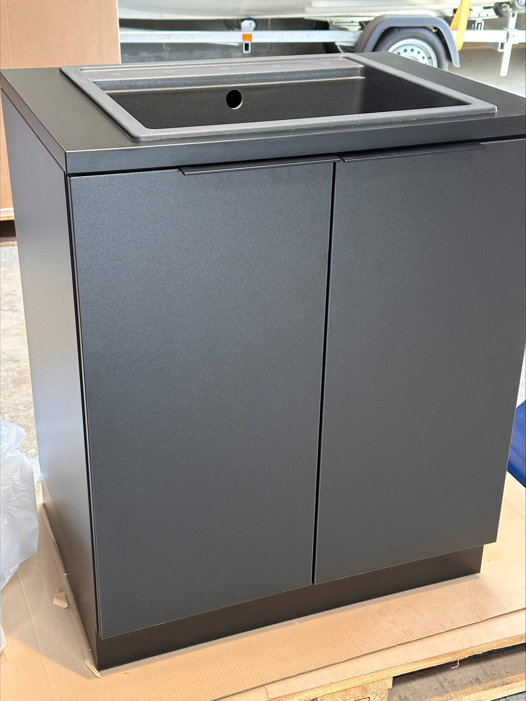 Colorbar håndvask - Sort vaskeskab - DEMO